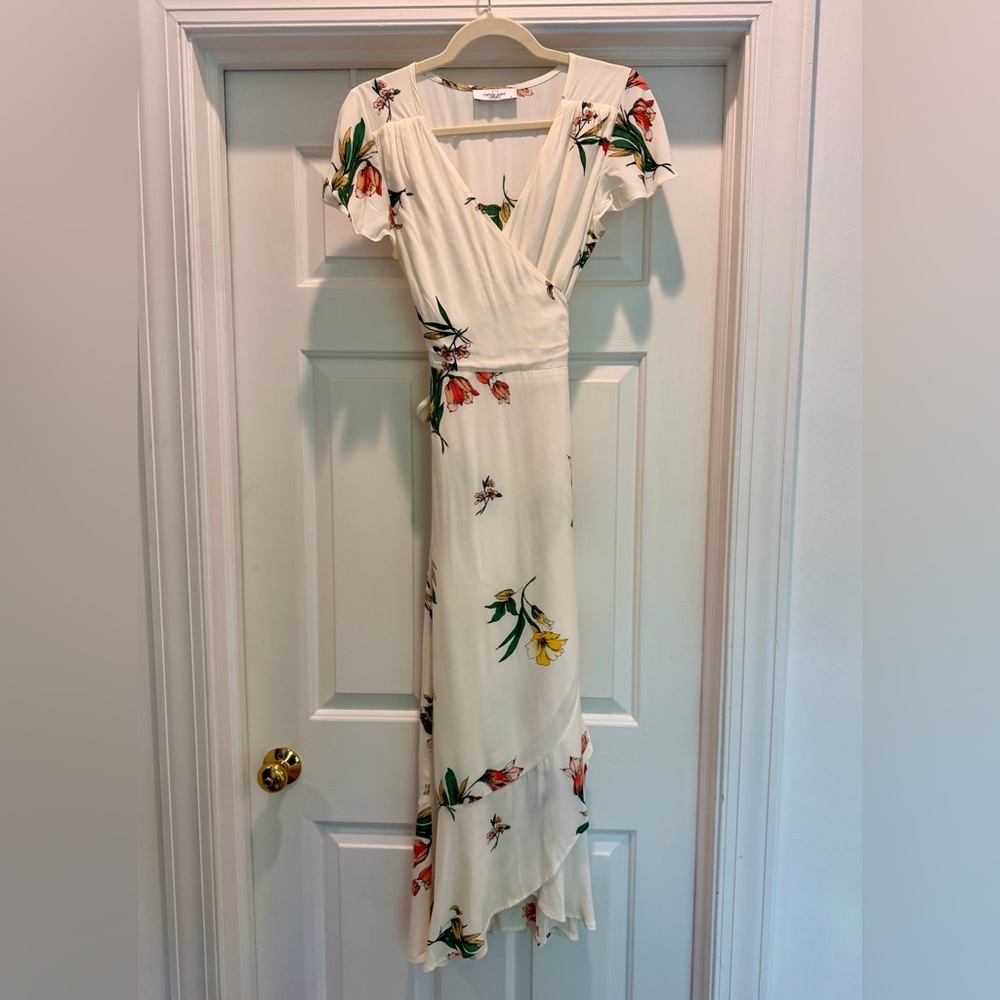 CJLA Wrap Dress Sz S Cream with Flowers